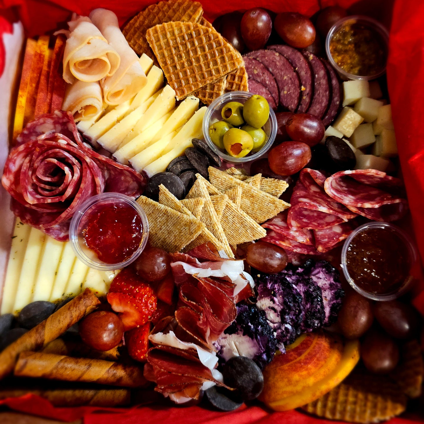 Medium Charcuterie Box
